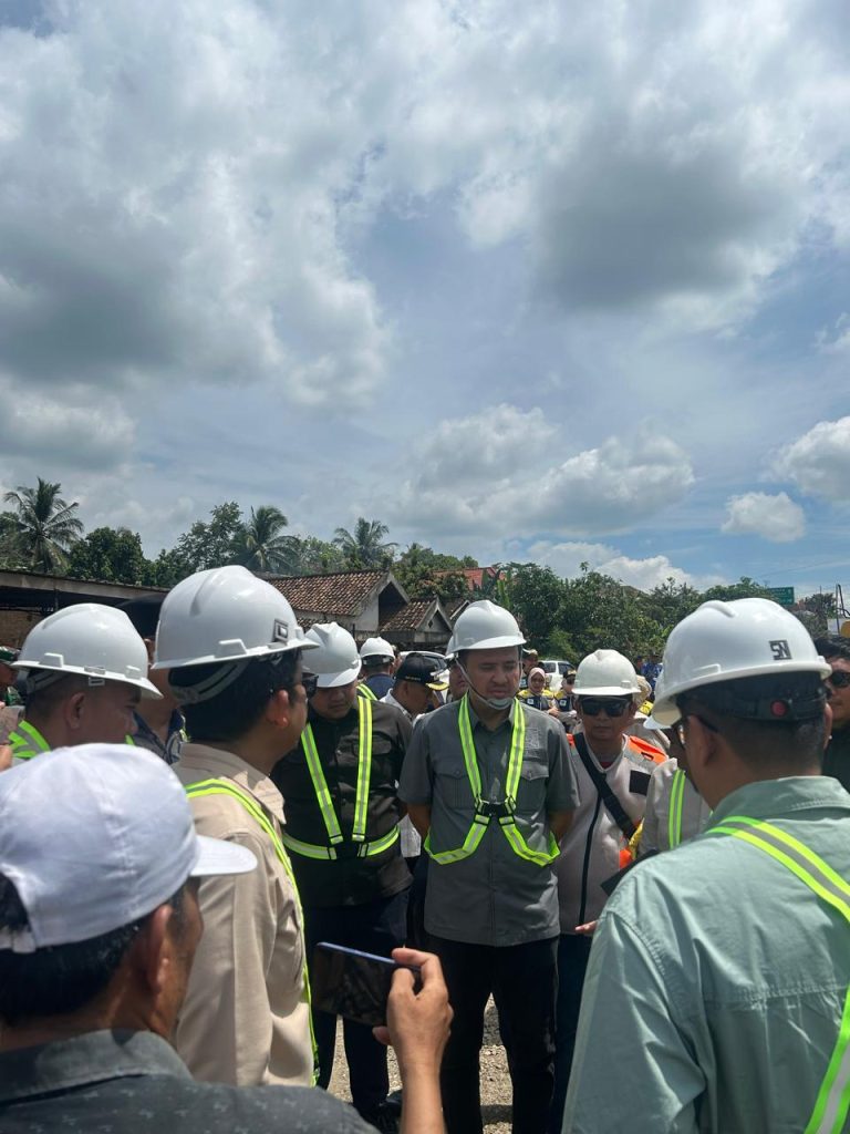 Ruas Jabung–Labuhan Maringgai Dibangun, DPRD Tekankan Pengawasan dan Beban Kendaraan